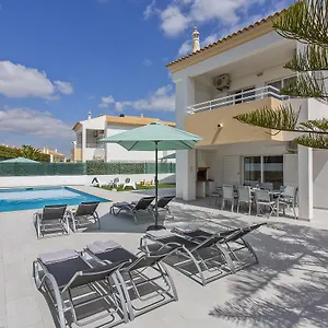 villas-mar-e-brisa.hotelaalgarve.com/
