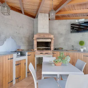 Holiday home 3b Heated Pool Barbecue Games, Funchal (Madeira)